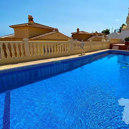 Colina Del Sol Tatil Evi Empedrola